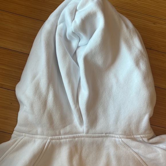 NWOT White Sweatshirt - Picture 14 of 14